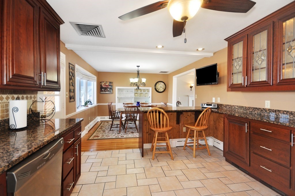 385 Ridge Street Arlington, MA 02474 - Photo 19 of 42