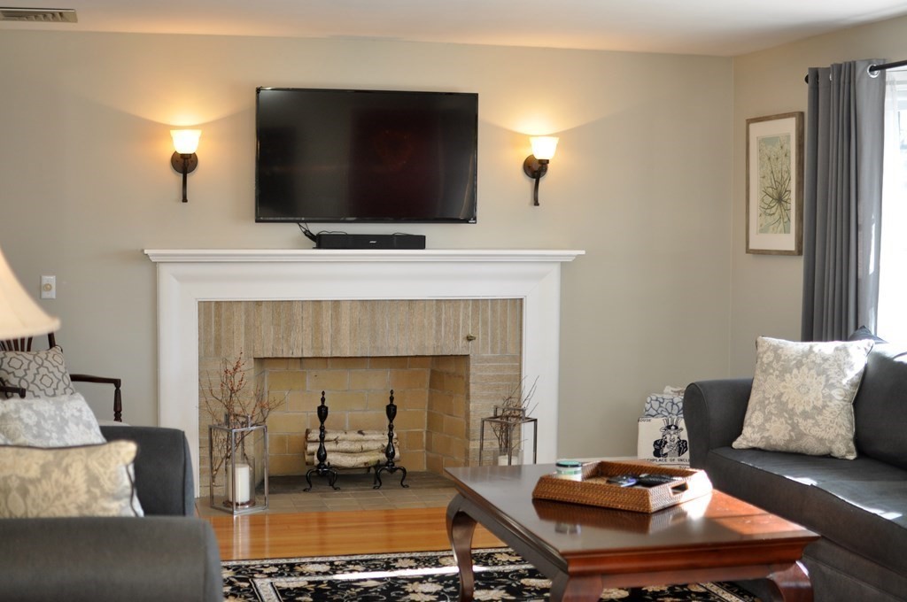 385 Ridge Street Arlington, MA 02474 - Photo 9 of 42