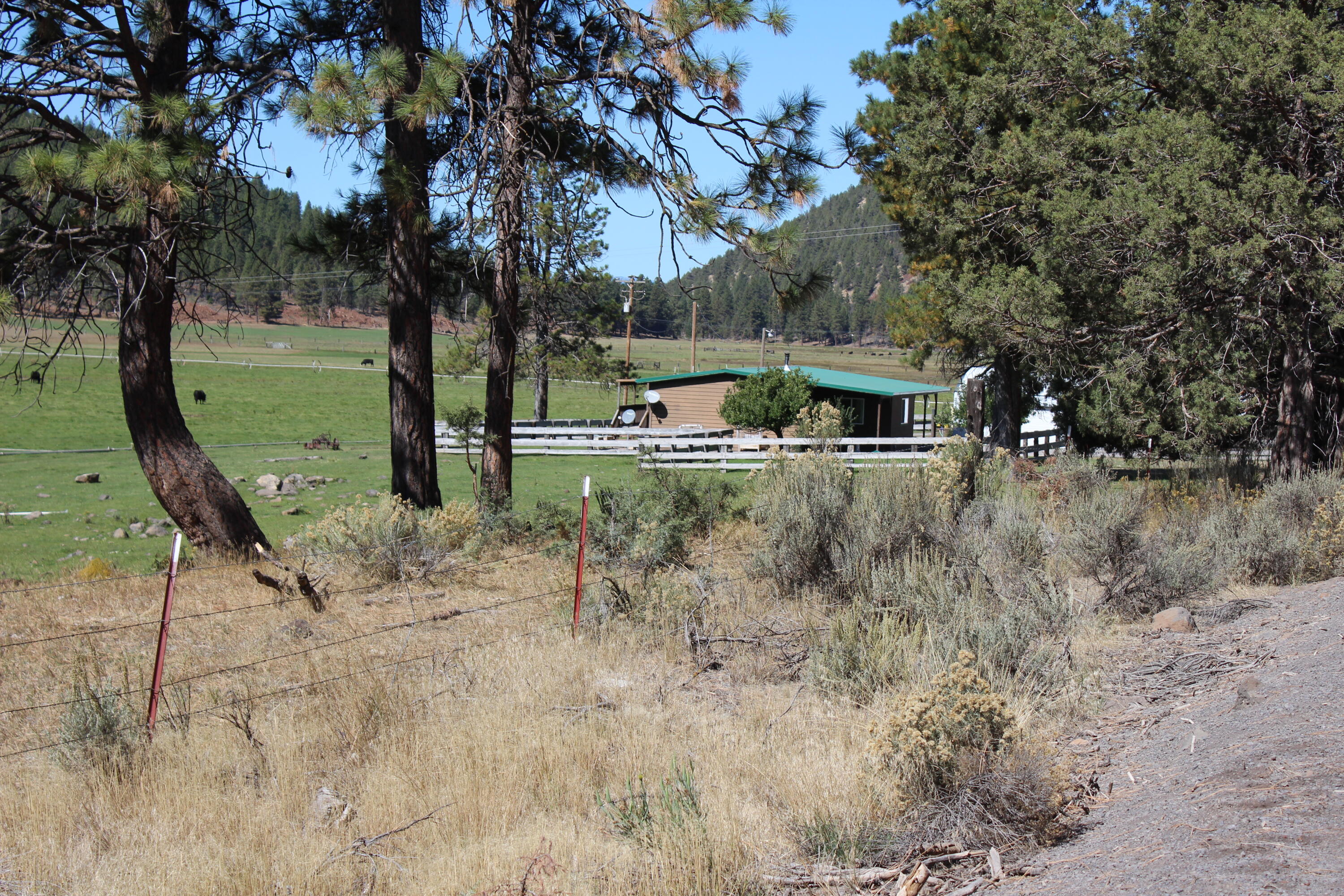 12046 Old Fort Road Klamath Falls, OR 97601 - Photo 3 of 59 Bursell Ranch