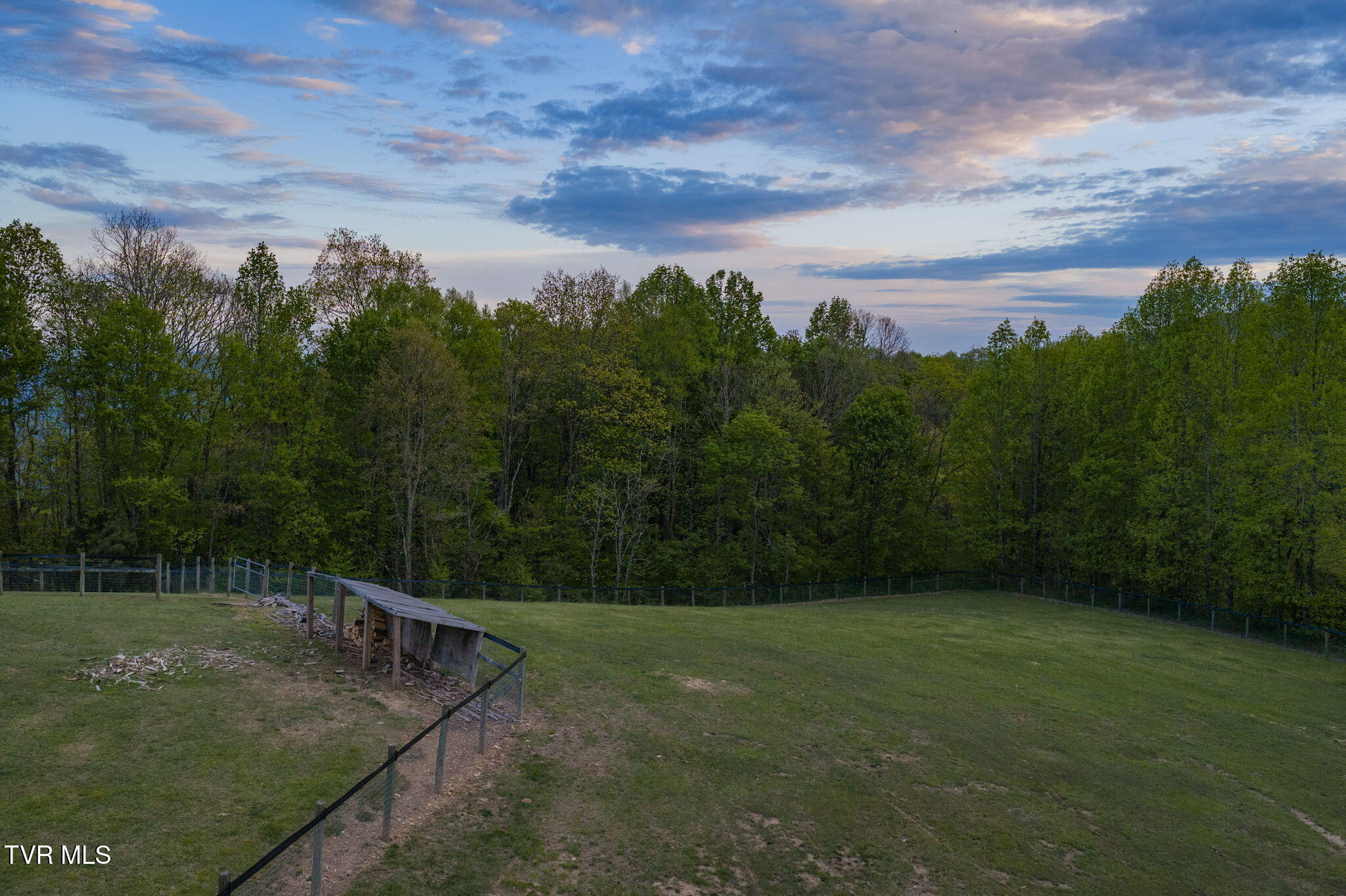 2835 Cross Mountain Road Shady Valley, TN 37688 - Photo 100 of 104 002
