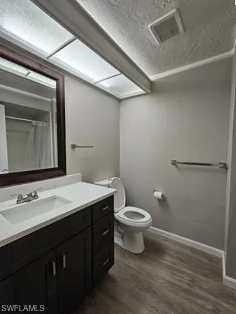 $2,600 | 3005 Gordon Street, Naples, FL 34112