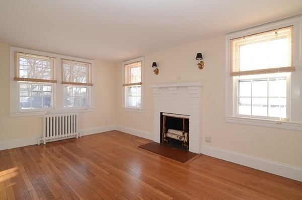 6 Fife Road Wellesley, MA 02481 - Photo 5 of 17 Gallery Image 5