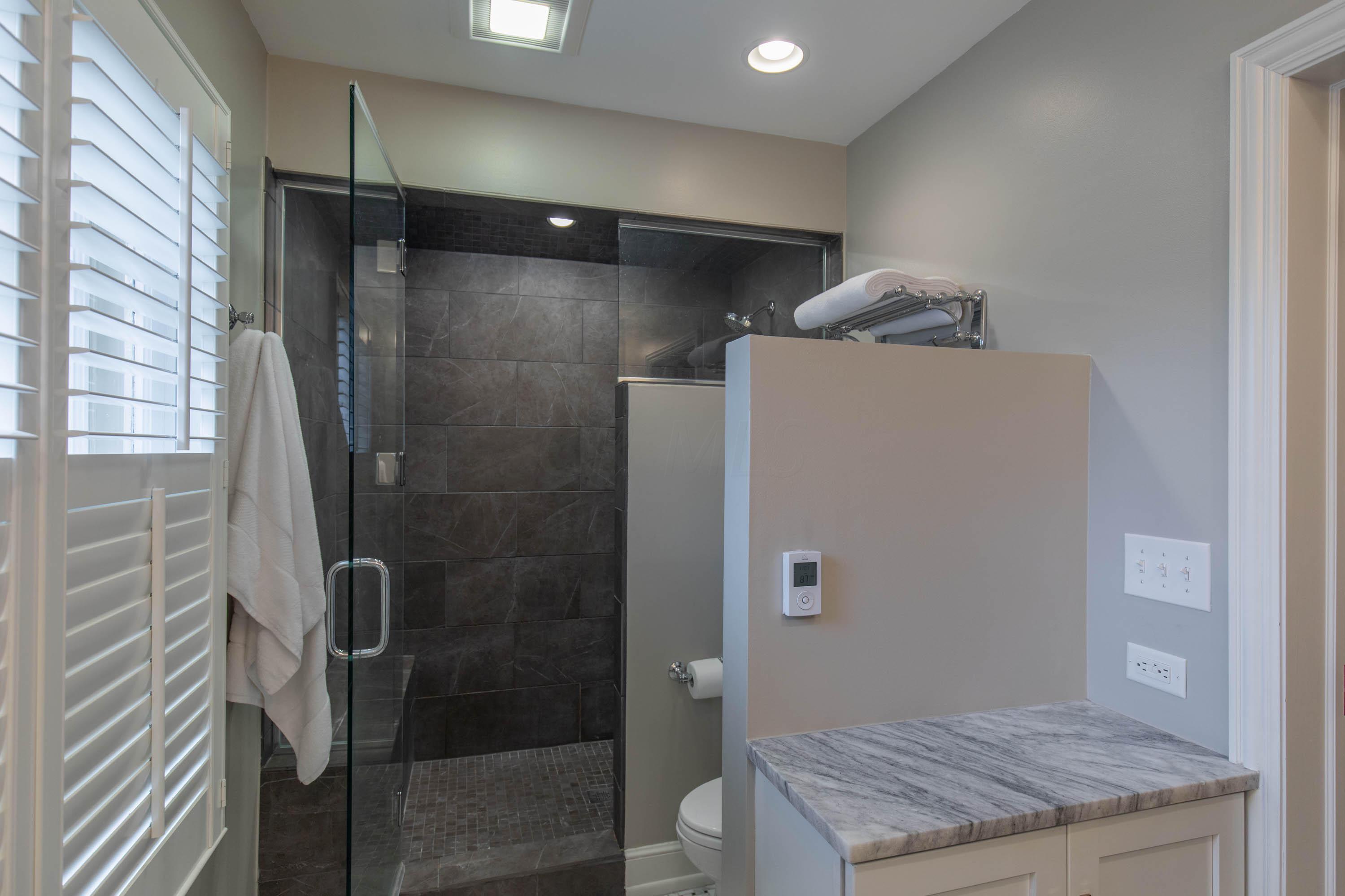125 Ashbourne Road Columbus, OH 43209 - Photo 32 of 61