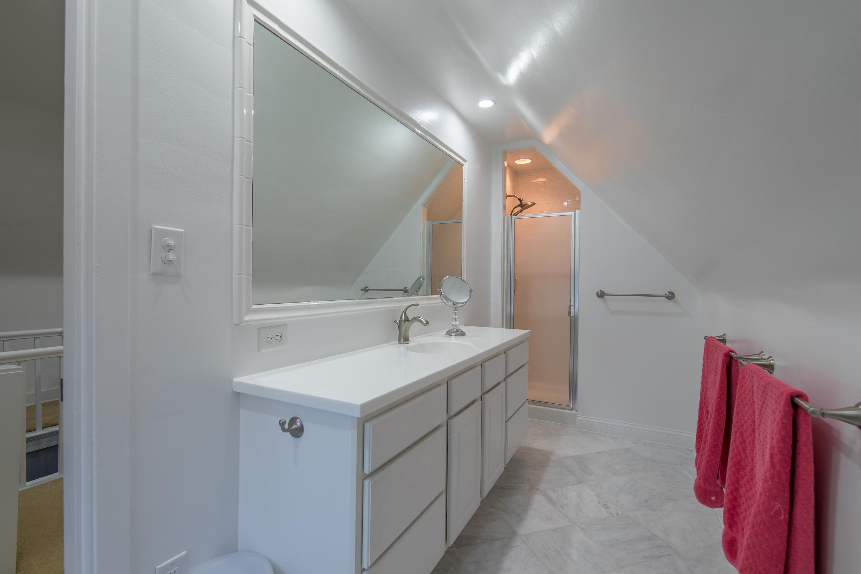 125 Ashbourne Road Columbus, OH 43209 - Photo 49 of 61