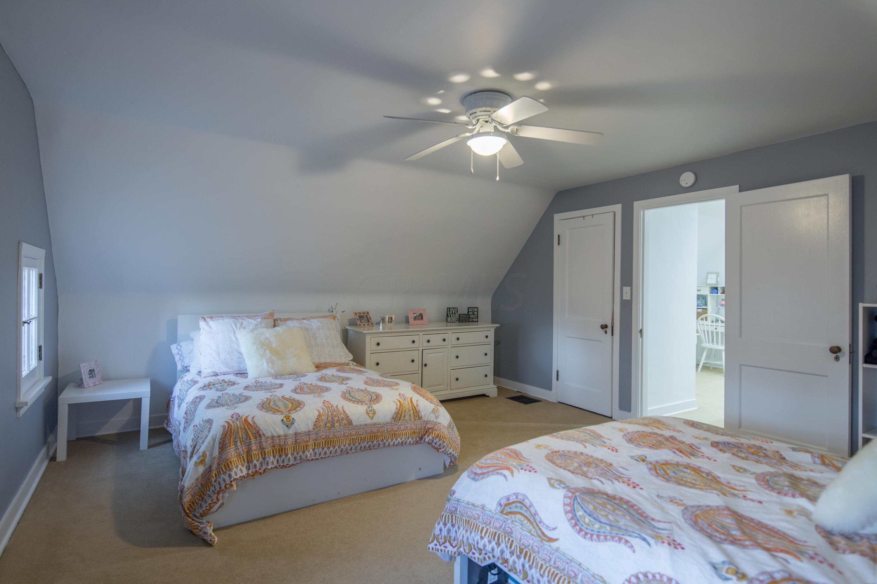 125 Ashbourne Road Columbus, OH 43209 - Photo 51 of 61