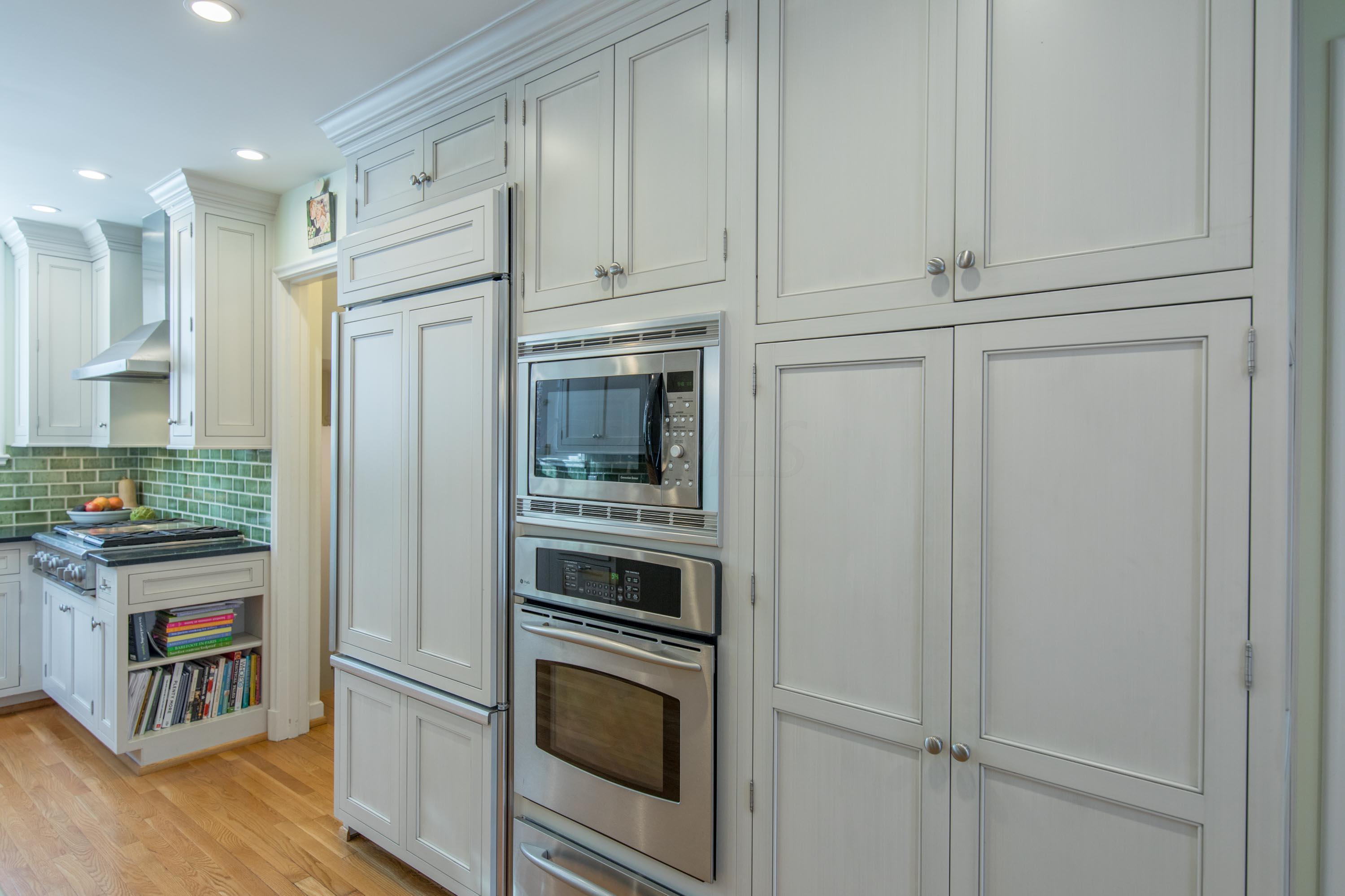 125 Ashbourne Road Columbus, OH 43209 - Photo 6 of 61