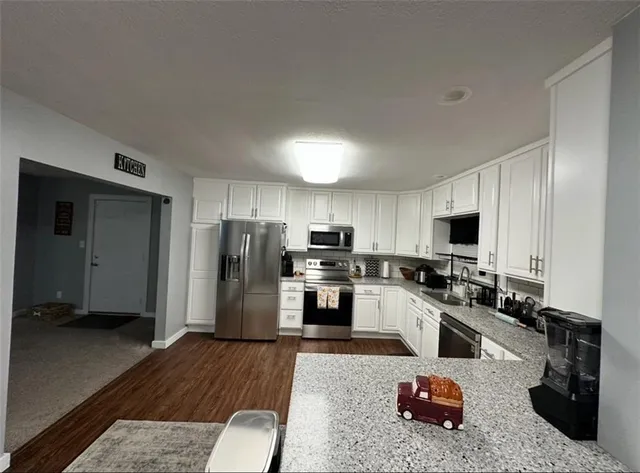 $285,900 | 1911 South 41st Street, St. Joseph, MO 64507