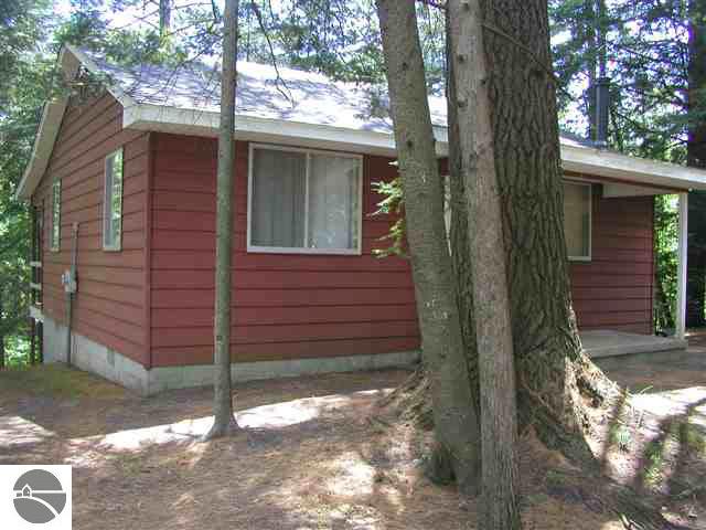 4181 Miller Road Sterling, MI 48659 - Photo 7 of 7 1751005-6.JPG