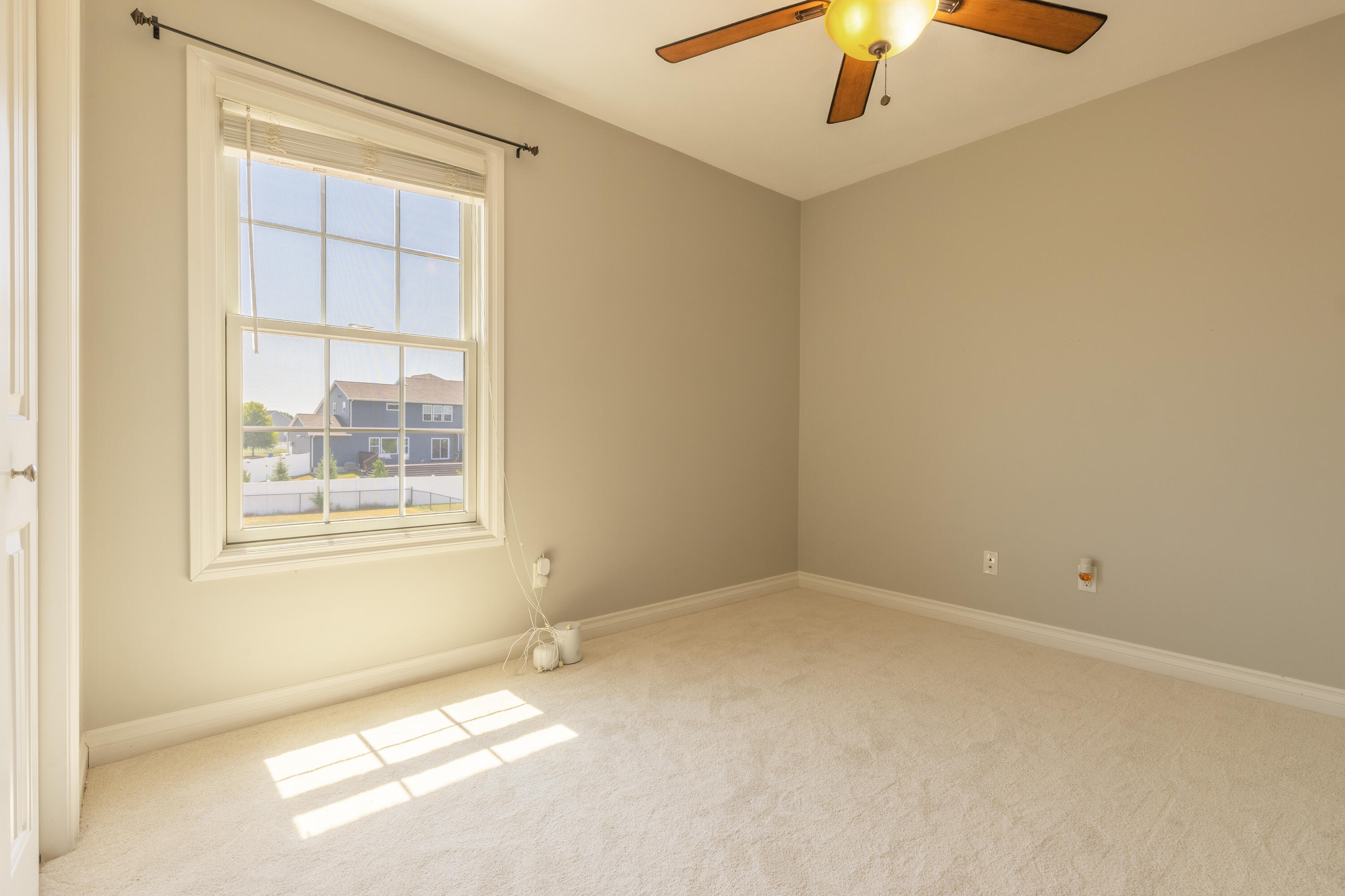 6035 Racine Drive Stevensville, MI 49127 - Photo 15 of 41 Racine_Dr_6035_16