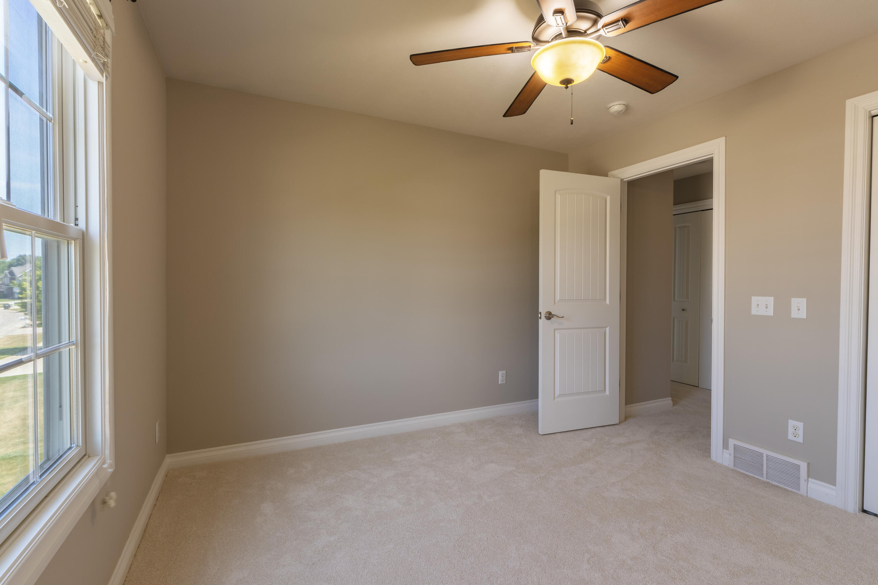 6035 Racine Drive Stevensville, MI 49127 - Photo 18 of 41 Racine_Dr_6035_19