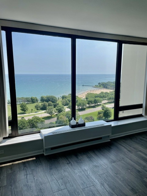 5445 North Sheridan Road, Unit 2510 Chicago, IL 60640 - Photo 5 of 18 Gallery Image 5