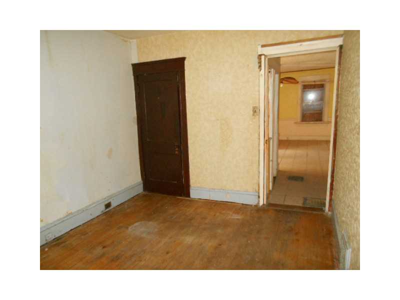 736 Social Street, Unit 1F Woonsocket, RI 02895 - Photo 16 of 20 Bedroom.