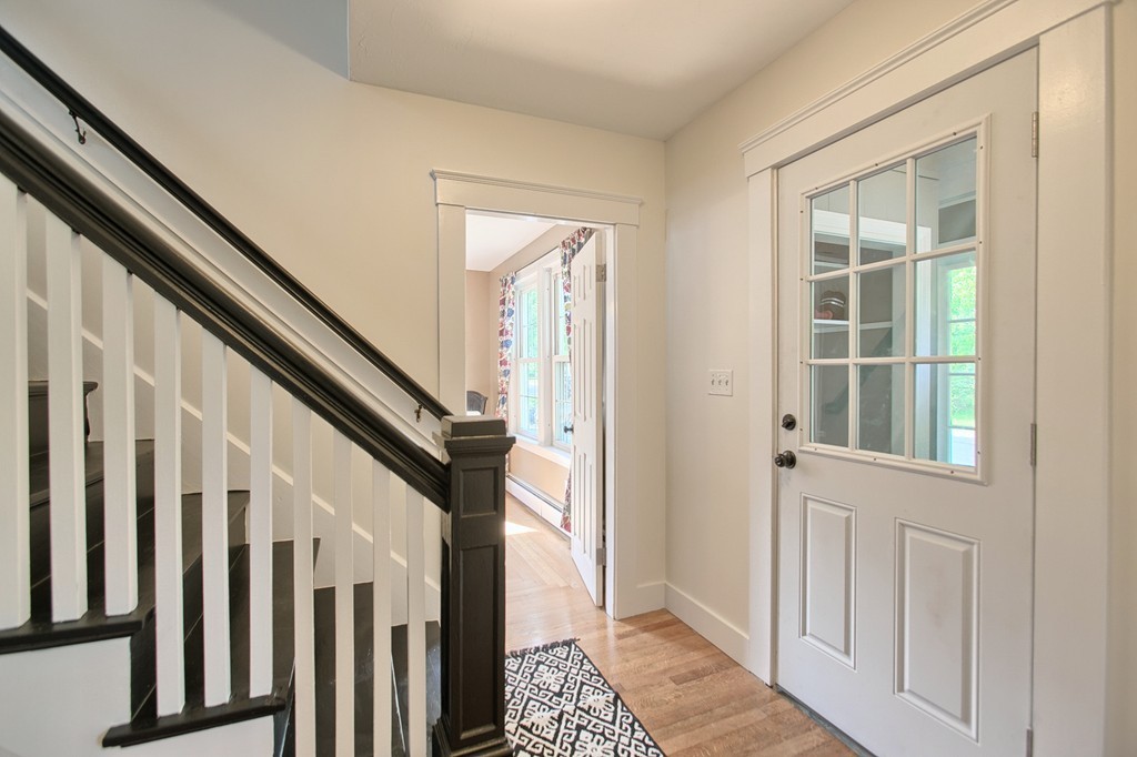 24 Bennett Road Gardner, MA 01440 - Photo 5 of 30 Gallery Image 5
