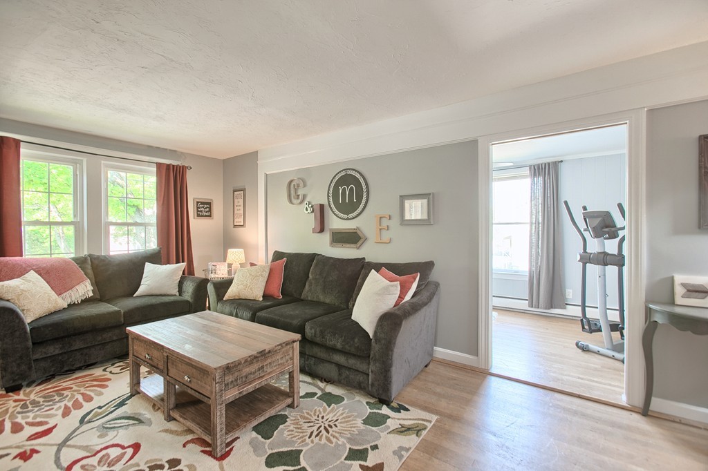 24 Bennett Road Gardner, MA 01440 - Photo 8 of 30 Gallery Image 8