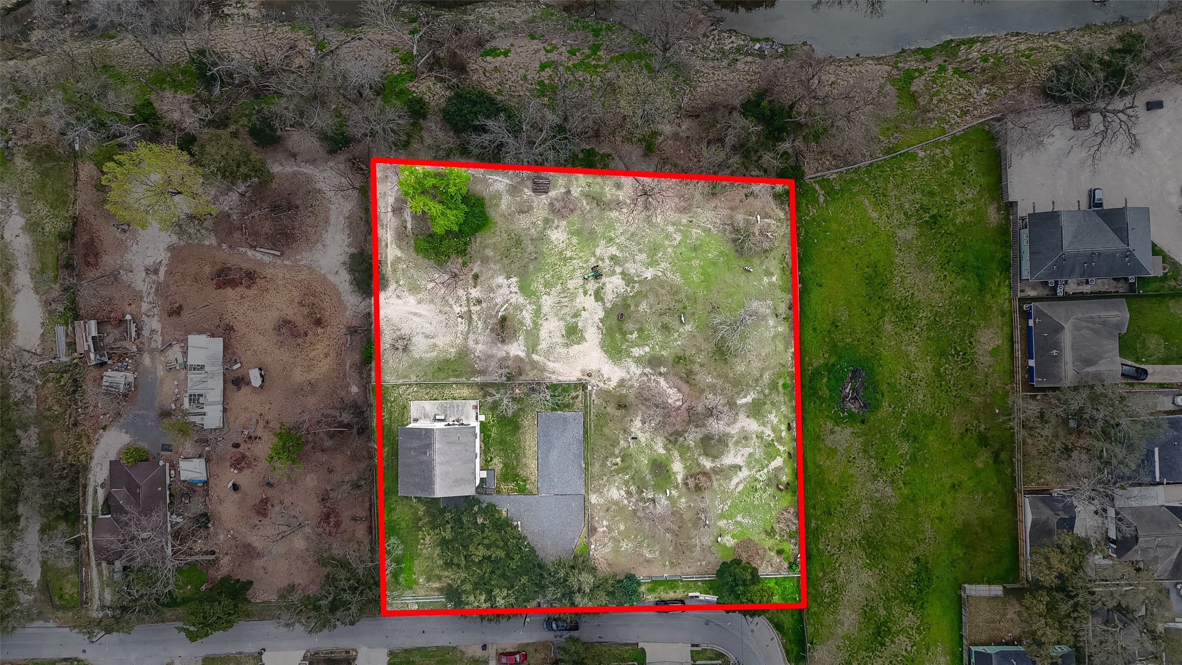 1808 Tabor Street Houston, TX 77009 - Photo 26 of 26 The property is fully fenced and owner will consider pets.