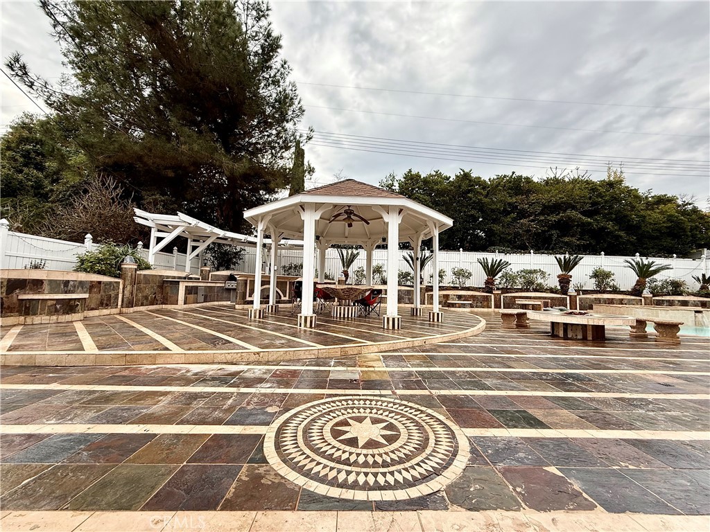 24204 Calvert Street Woodland Hills, CA 91367 - Photo 3 of 70