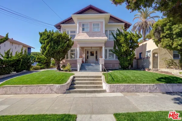$4,750 | 108 North Broadway, Redondo Beach, CA 90277