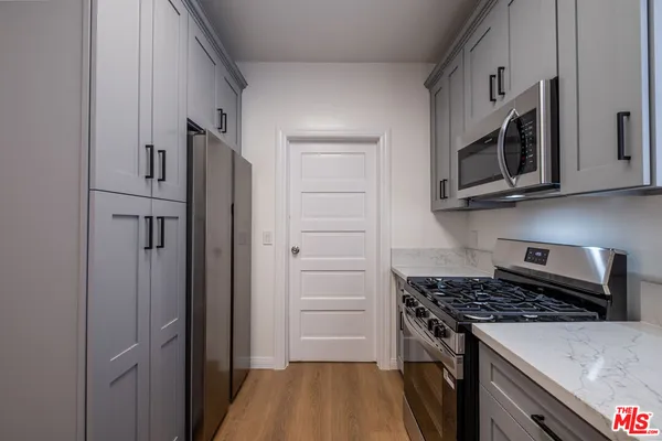 $4,750 | 108 North Broadway, Redondo Beach, CA 90277