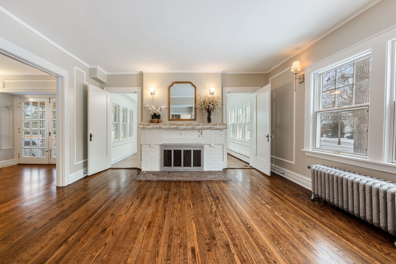 527 Warwick Road Kenilworth, IL 60043 - Photo 6 of 57