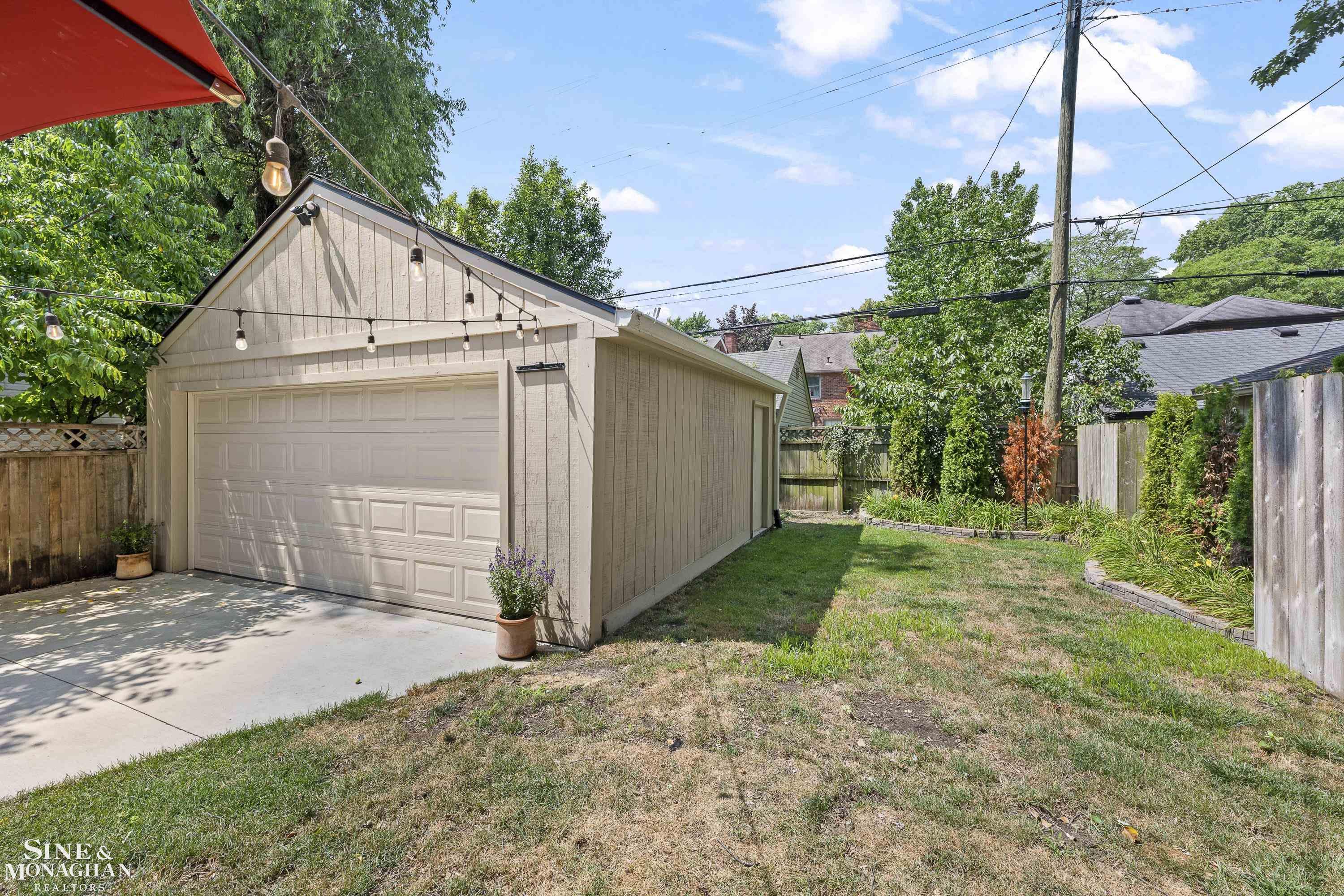 357 McMillan Road Grosse Pointe Farms, MI 48236 - Photo 44 of 52