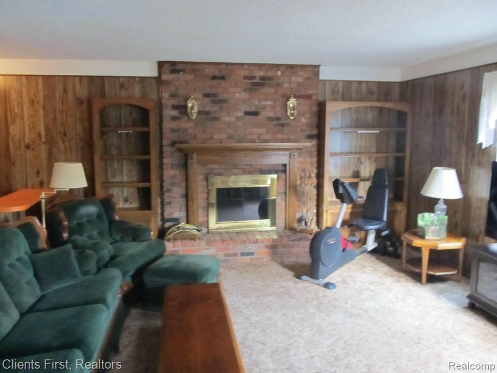 1427 Wagon Wheel Road Canton, MI 48188 - Photo 11 of 14 IMG_2325.jpg