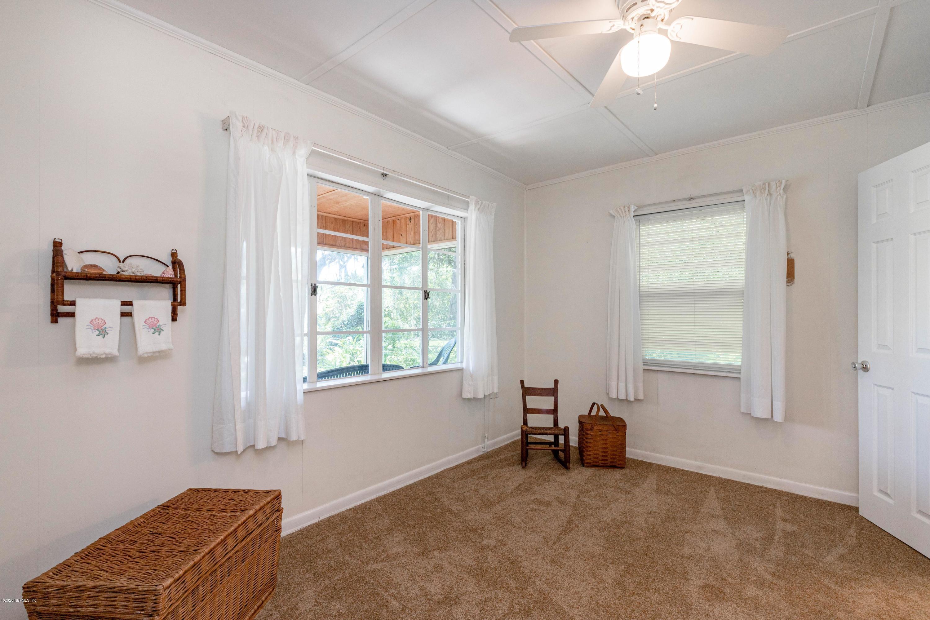 156 Swan Lake Road Melrose, FL 32666 - Photo 41 of 64 Bedroom 3