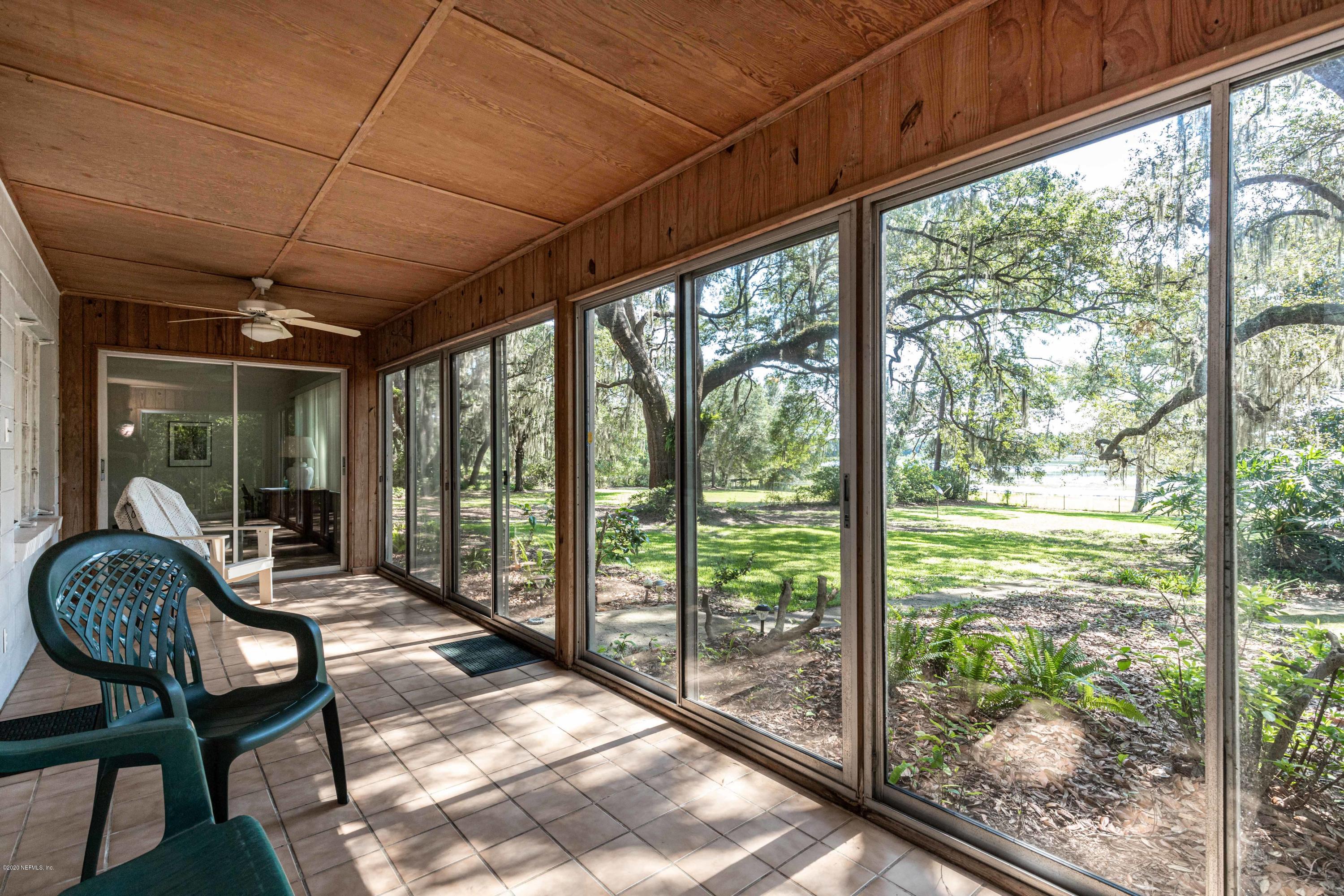 156 Swan Lake Road Melrose, FL 32666 - Photo 45 of 64 Florida Room View 3