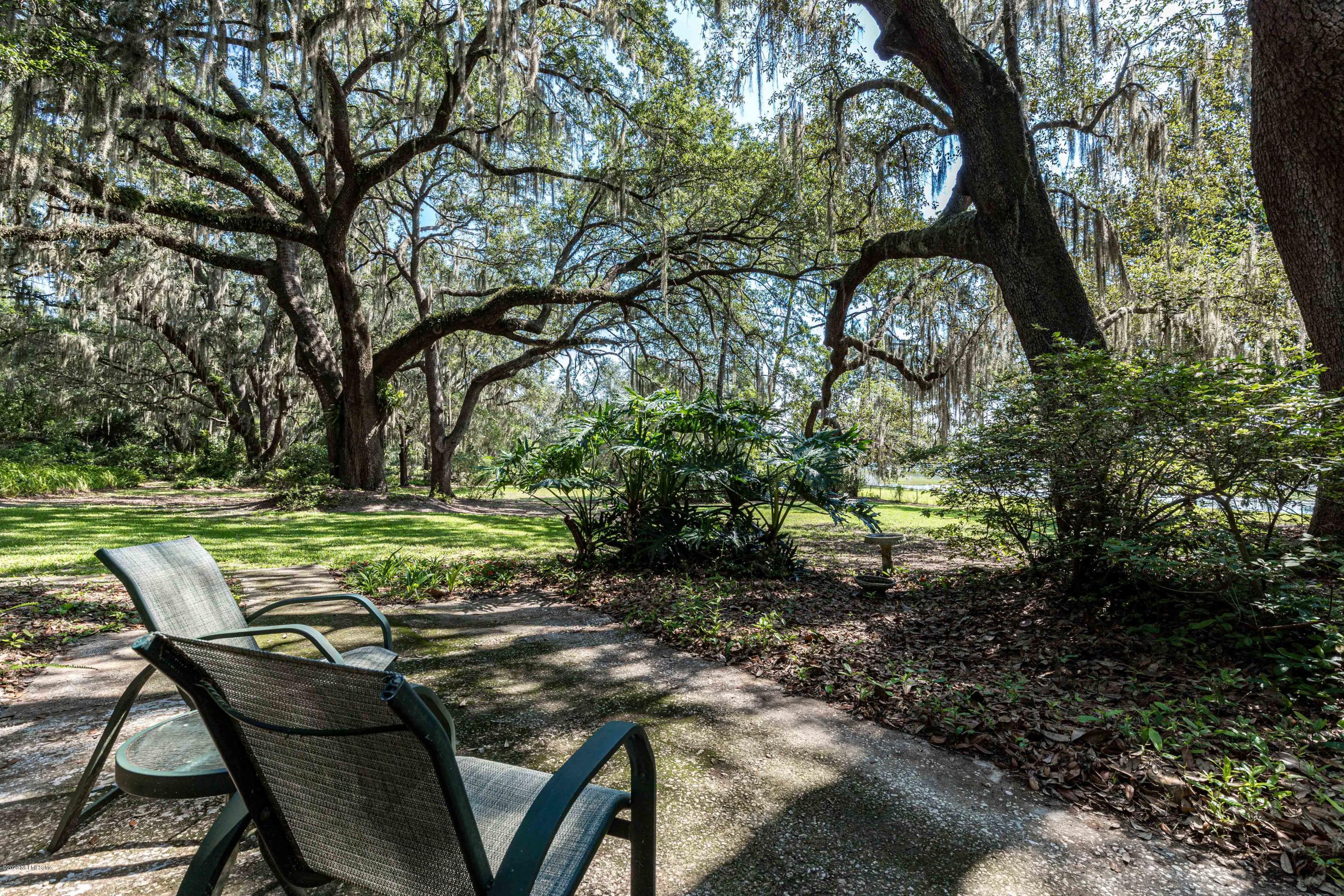 156 Swan Lake Road Melrose, FL 32666 - Photo 48 of 64 Patio