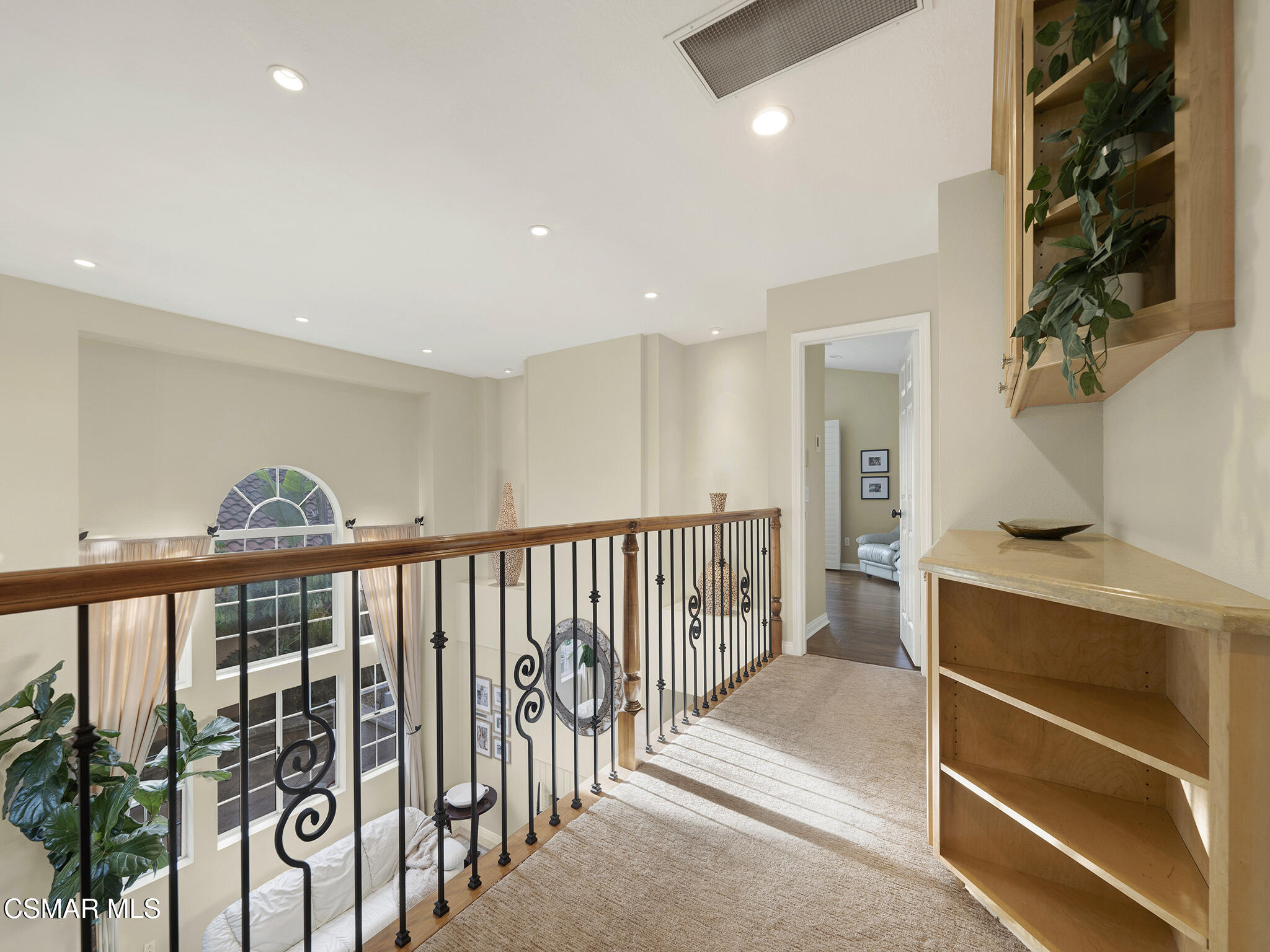 625 Sedgeworth Court Simi Valley, CA 93065 - Photo 20 of 44 a view of entryway with wooden floor