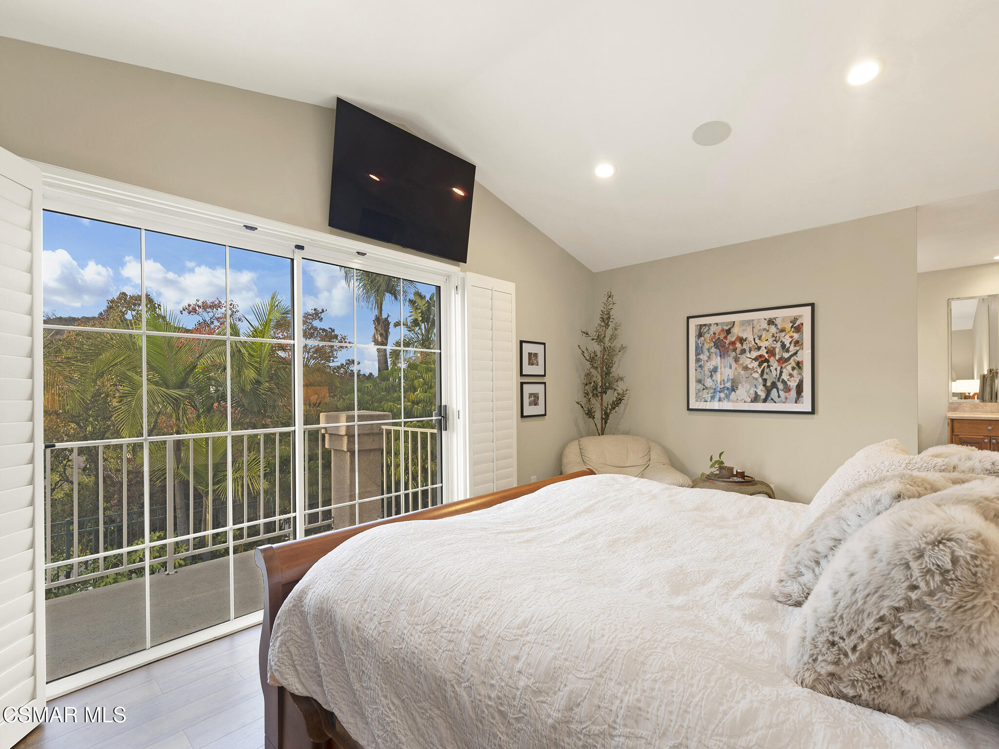 625 Sedgeworth Court Simi Valley, CA 93065 - Photo 23 of 44 a bedroom with a bed and a window