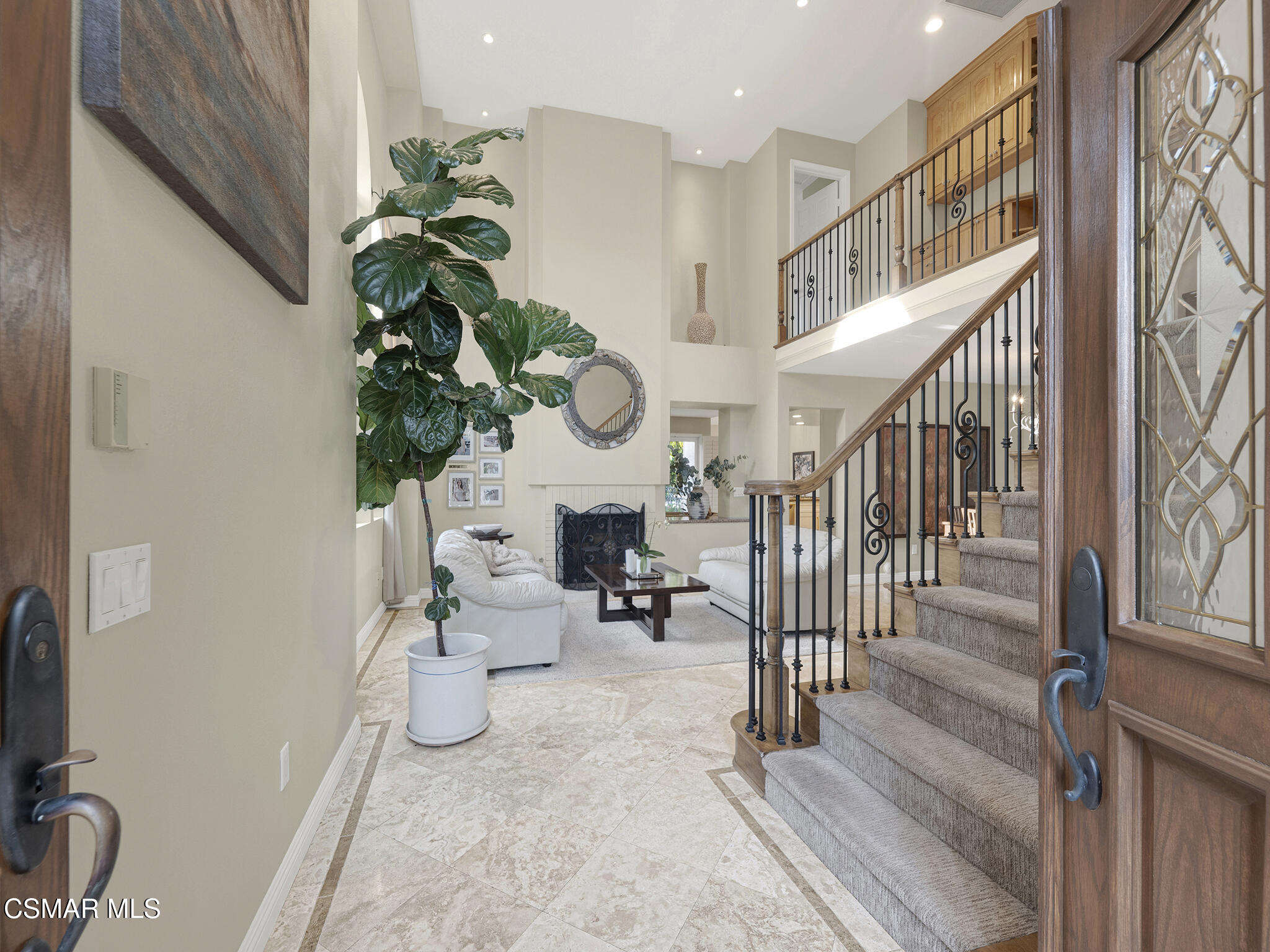 625 Sedgeworth Court Simi Valley, CA 93065 - Photo 5 of 44 a room with lots of white furniture