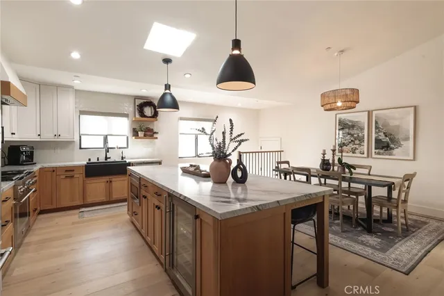 $2,749,000 | 966 Rosecrans Avenue, Manhattan Beach, CA 90266