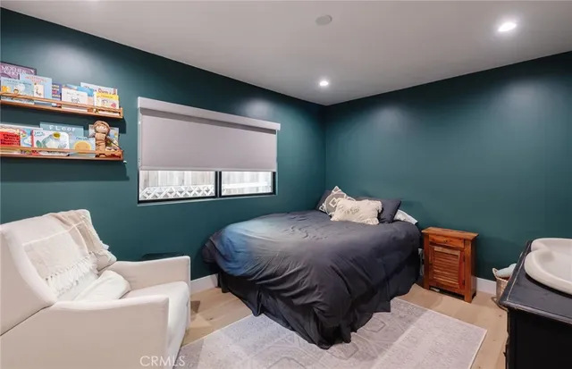 $2,749,000 | 966 Rosecrans Avenue, Manhattan Beach, CA 90266