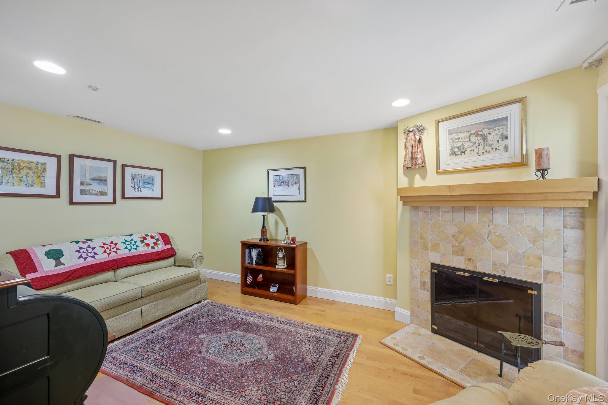 360 Birchwood Road Medford, NY 11763 - Photo 12 of 41 Exposed hardwood floor(2004)