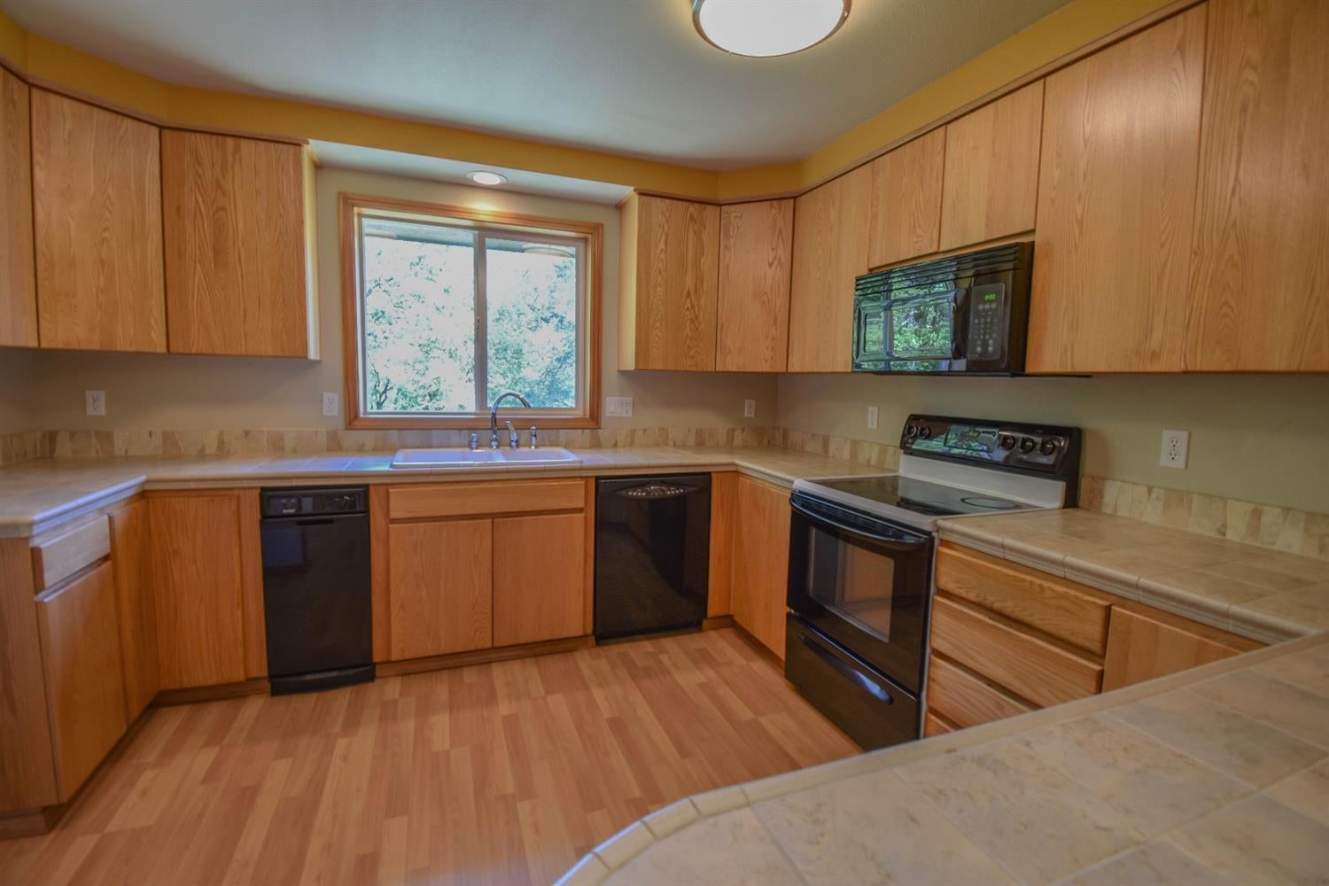 286 Cleveland Loop Road Roseburg, OR 97471 - Photo 6 of 25 Additional Photo