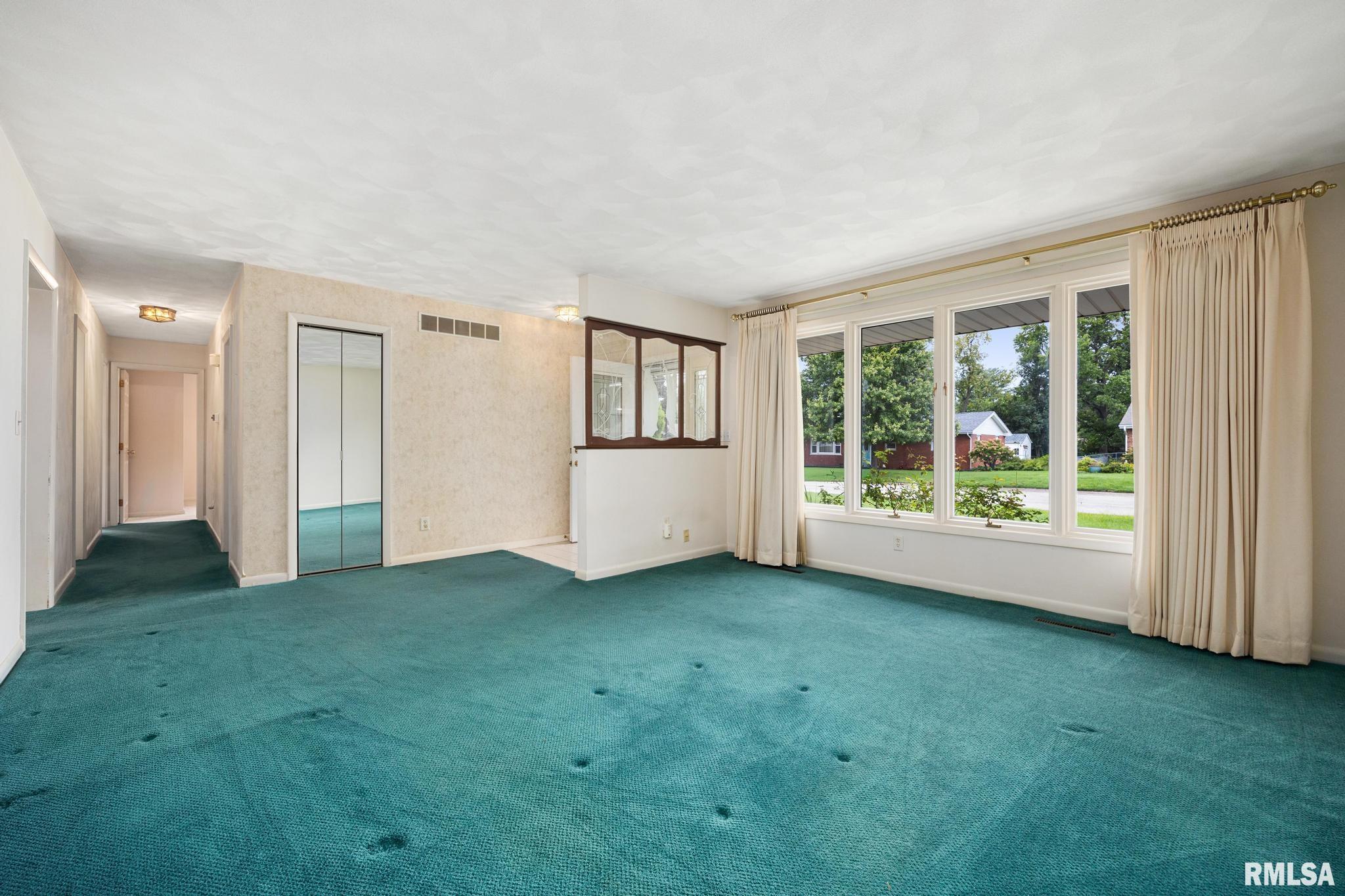 1140 Brentwood Road Morton, IL 61550 - Photo 8 of 51 Gallery Image 8