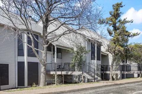 $385,000 | 156 World Of Tennis Square, Unit D167, Lakeway, TX 78738