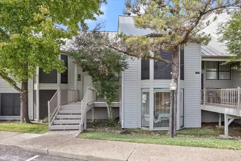 $385,000 | 156 World Of Tennis Square, Unit D167, Lakeway, TX 78738