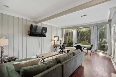 $385,000 | 156 World Of Tennis Square, Unit D167, Lakeway, TX 78738