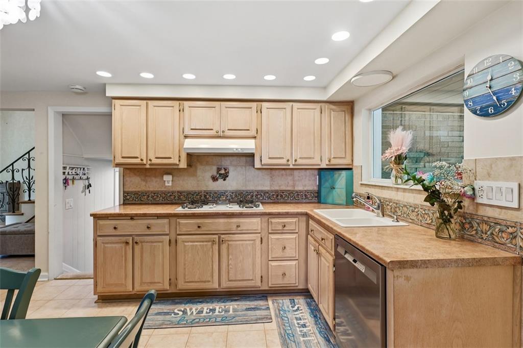 6725 Verona Road Verona, PA 15147 - Photo 14 of 35