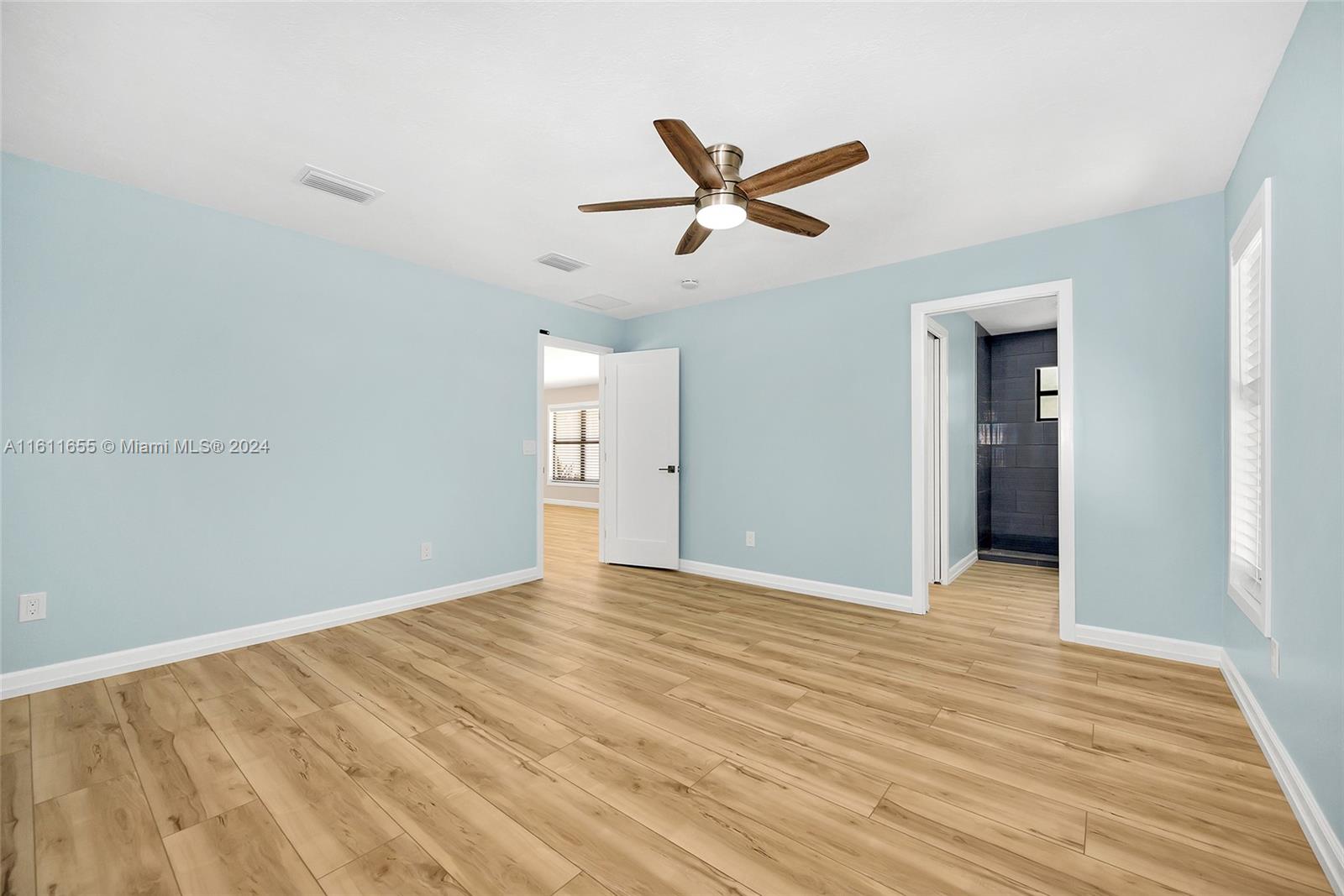 5686 Southeast Matousek Street Stuart, FL 34997 - Photo 14 of 39 Gallery Image 14