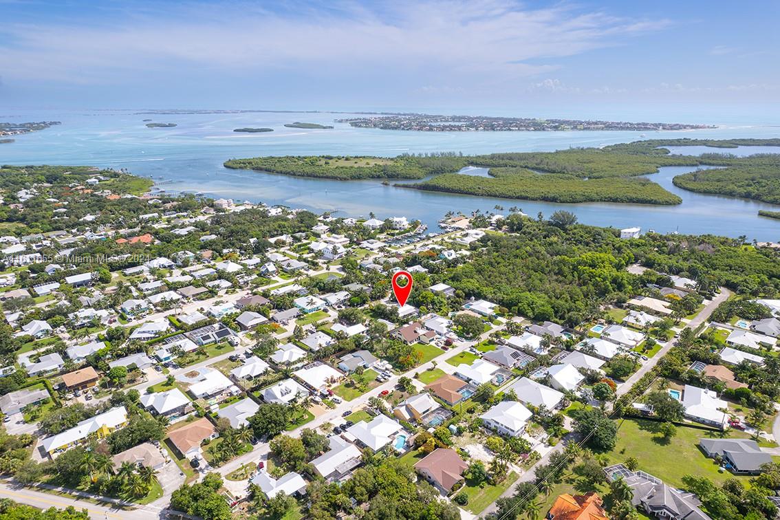 5686 Southeast Matousek Street Stuart, FL 34997 - Photo 3 of 39 Gallery Image 3