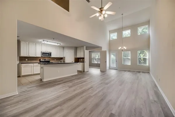 $2,200 | 9923 Wake Bridge Drive, Frisco, TX 75035