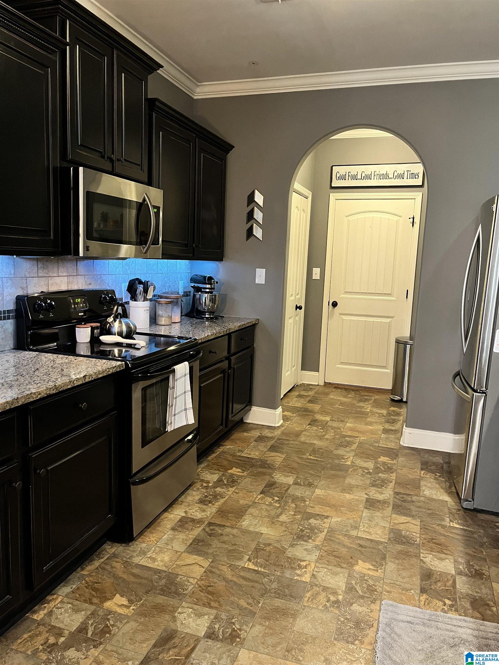 187 Lorrin Lane Sterrett, AL 35147 - Photo 7 of 18