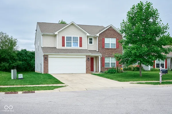 $359,900 | 4522 Angelica Drive, Indianapolis, IN 46237