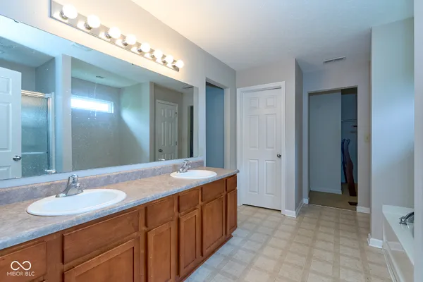 $359,900 | 4522 Angelica Drive, Indianapolis, IN 46237
