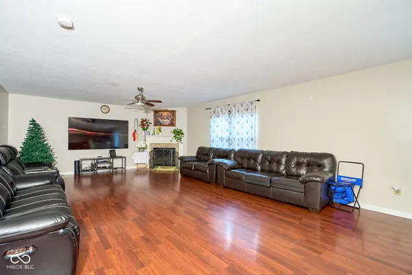 $359,900 | 4522 Angelica Drive, Indianapolis, IN 46237