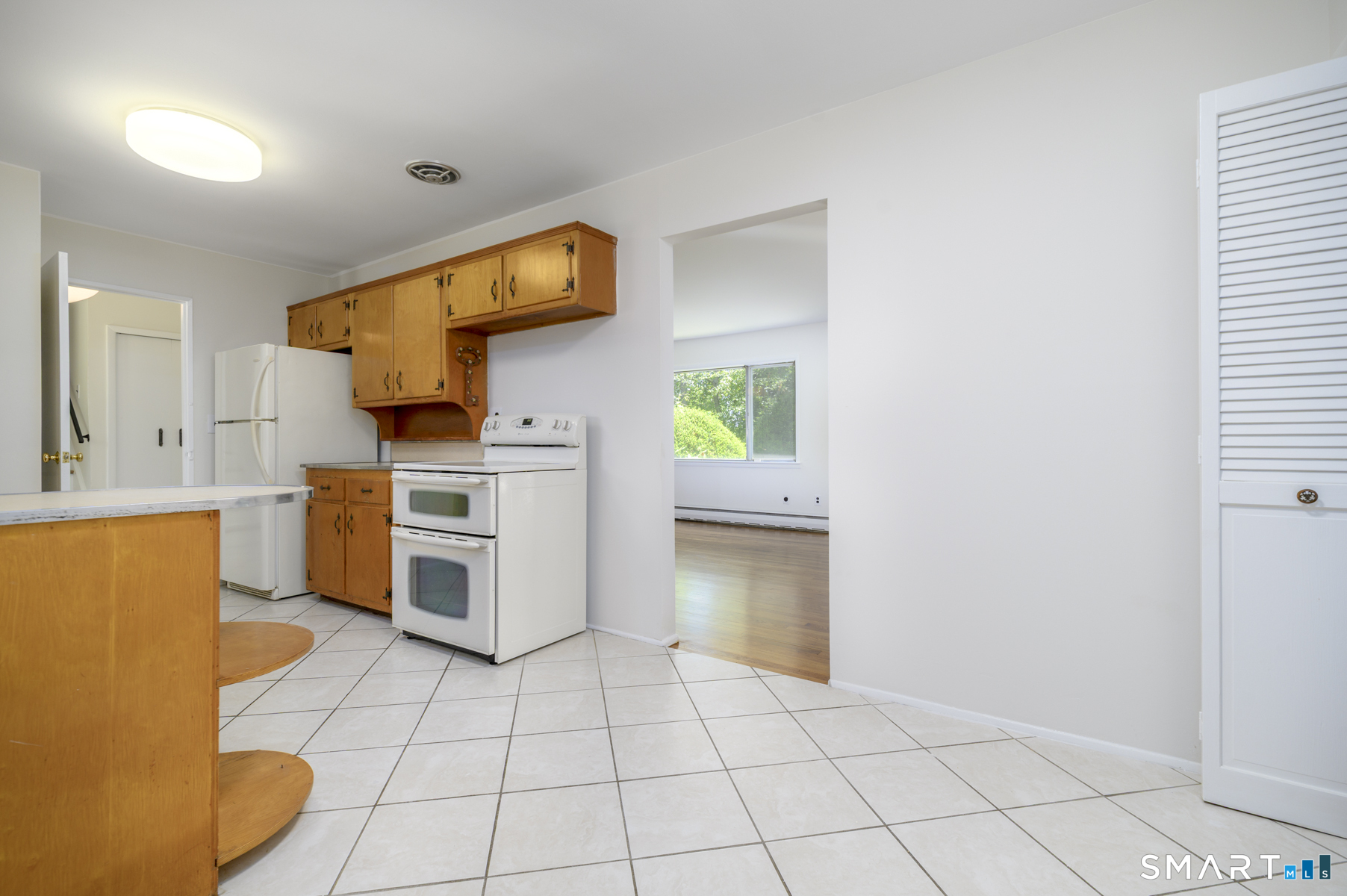 9 Pocono Road Norwalk, CT 06851 - Photo 19 of 40