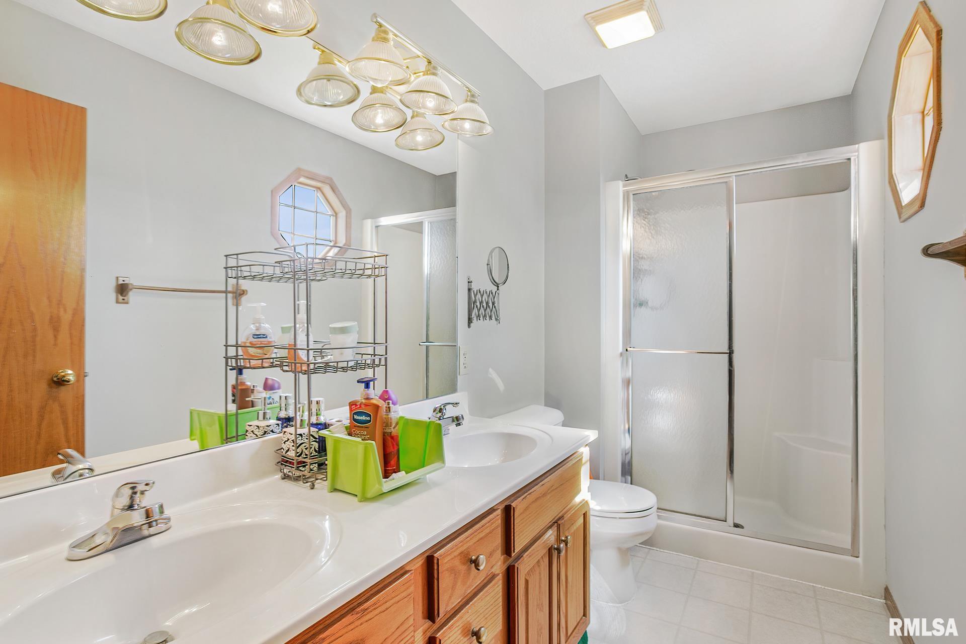 2085 Ashford Road Bettendorf, IA 52722 - Photo 29 of 32 Gallery Image 29