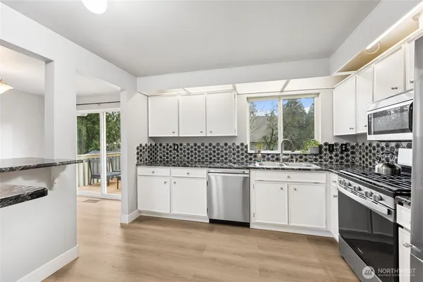 $520,000 | 6510 102nd Street East, Puyallup, WA 98373